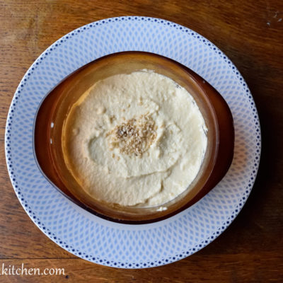 Homemade hummus. Quick, easy and delicious.