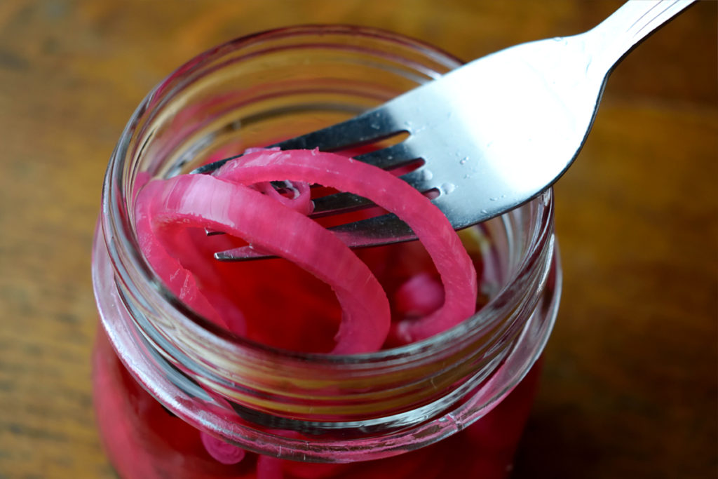 Quick and easy pickled red onions